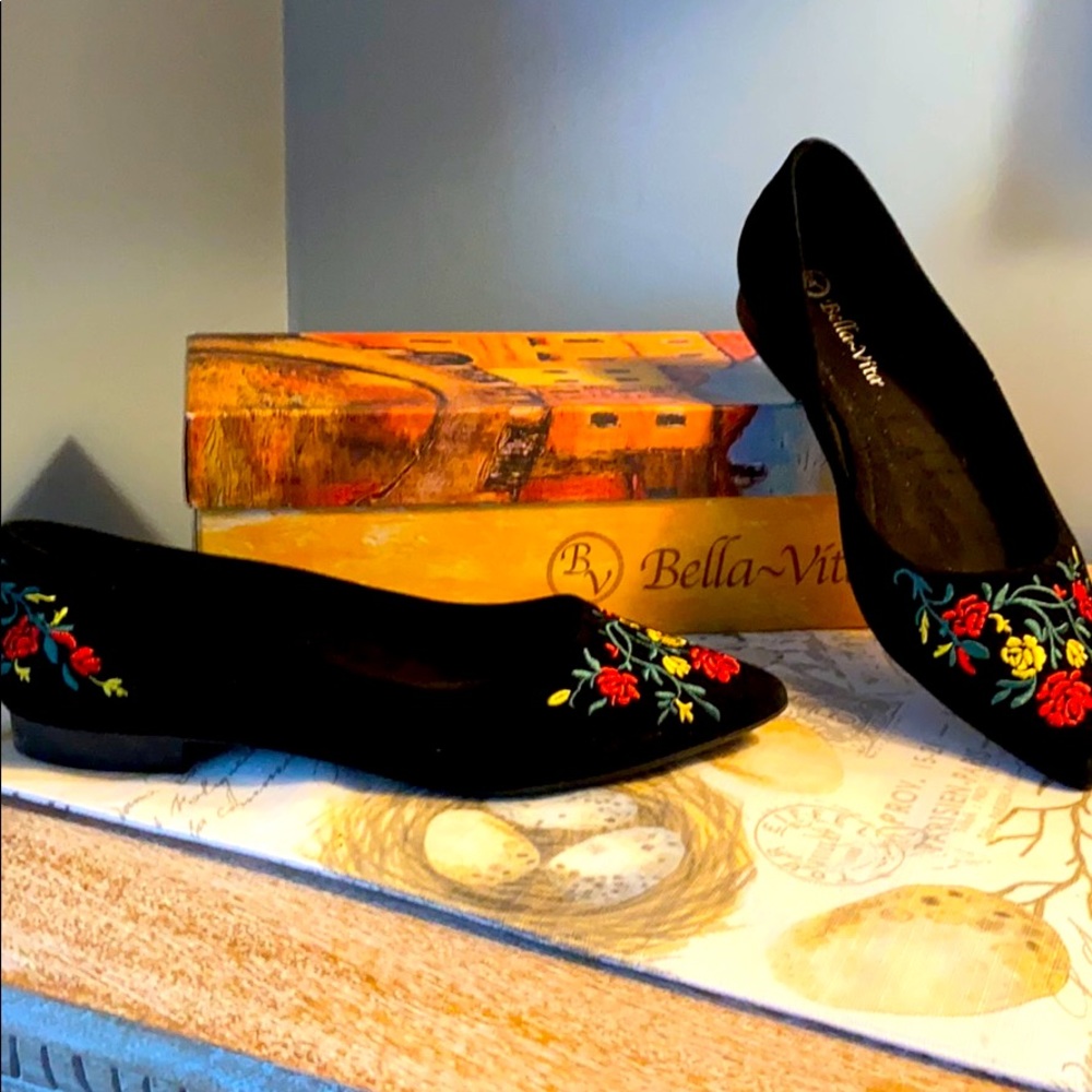 Bella Vita suede embroidered flats.